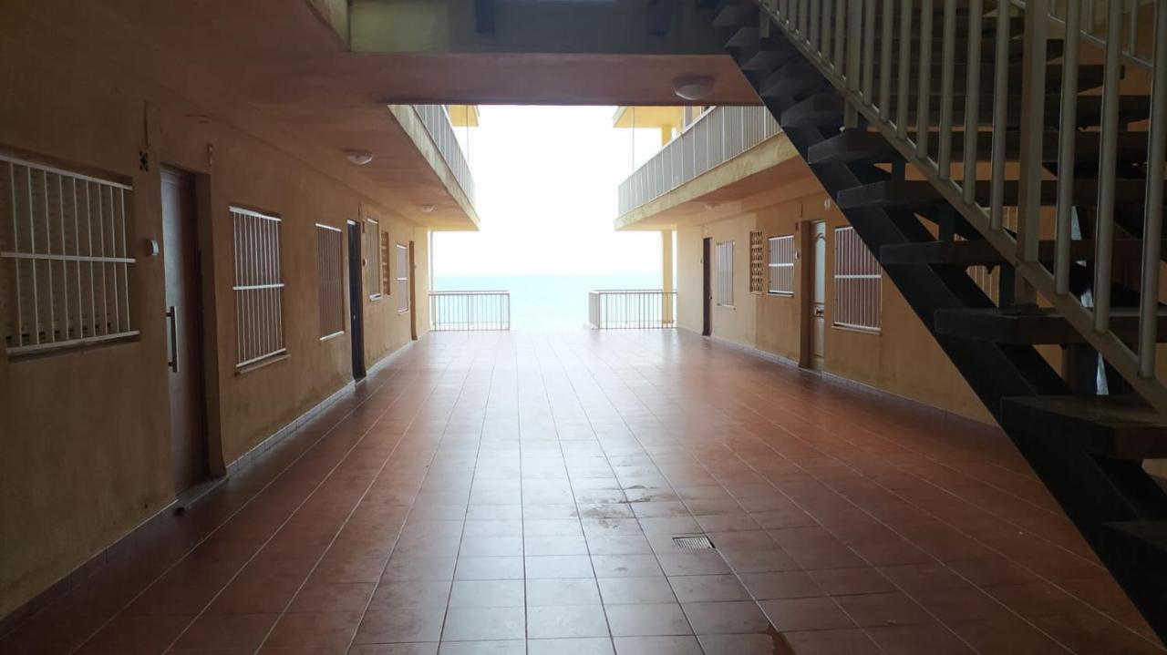Apartamento Entero Primera Linea De Playa, Pet Friendly Tavernes de Valldigna Zewnętrze zdjęcie